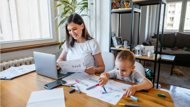 FamParentLife Entrepreneurial Parent Infoguide From FamousParenting